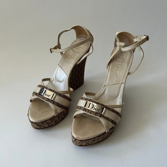 DIOR DIORISSIMO BEIGE WEDGE SANDALS - Picture 5 of 10